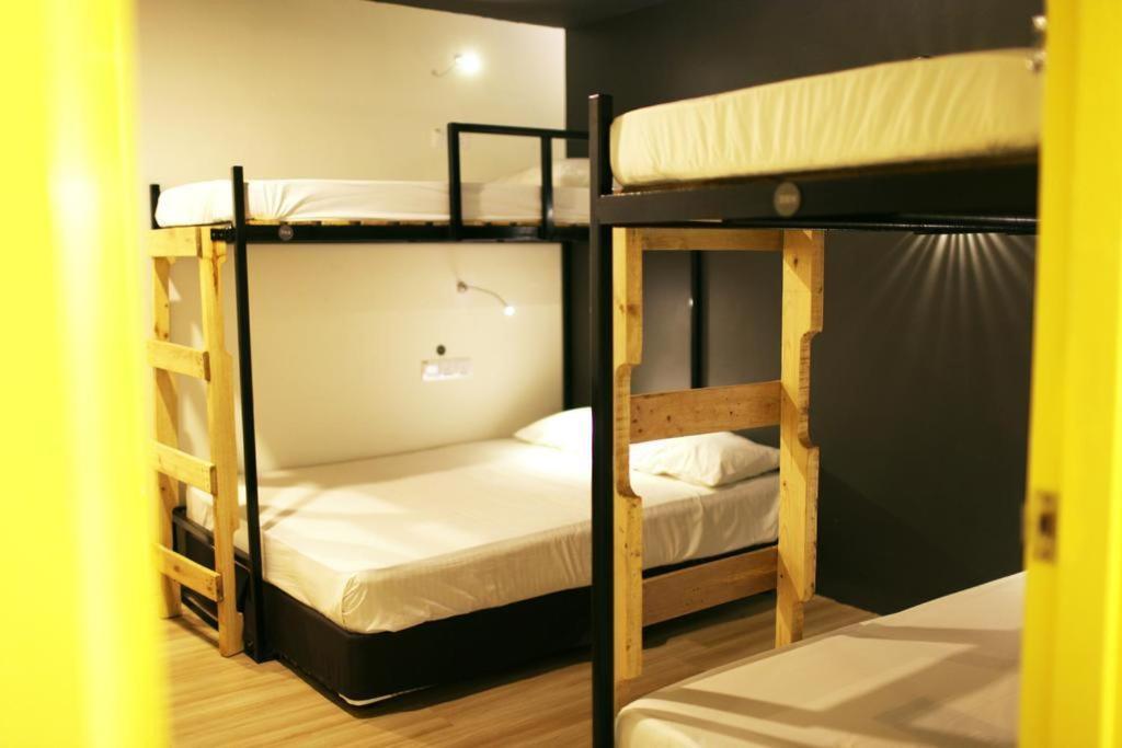 Hostel Revopackers Beds And Bunks Kuala Lumpur Exteriér fotografie